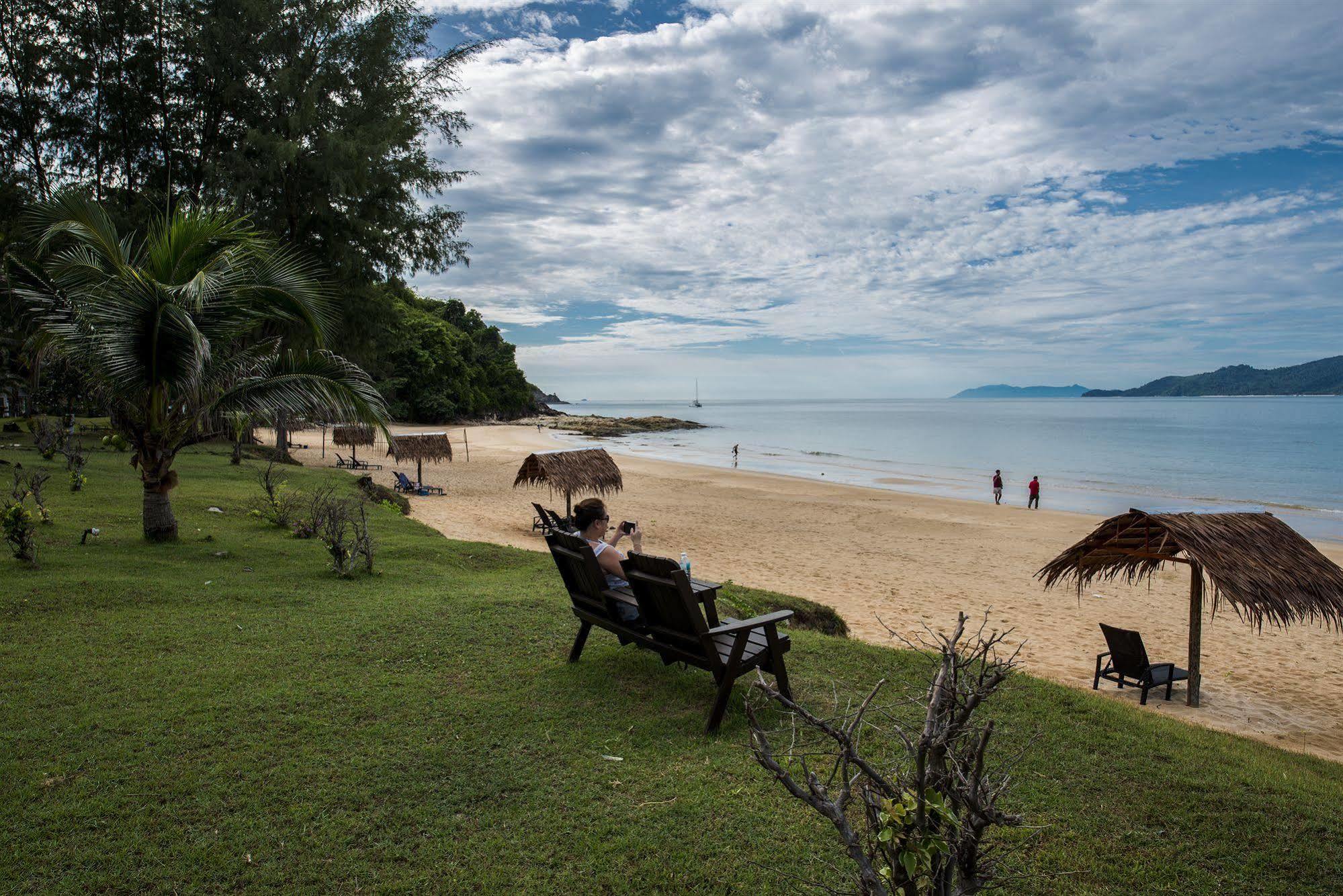 Sari Pacifica Resort & Spa, Sibu Island, Johor Пулау-Сибу Экстерьер фото